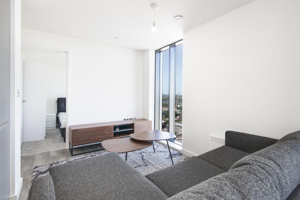 Property photo 2 of 17 Living Area