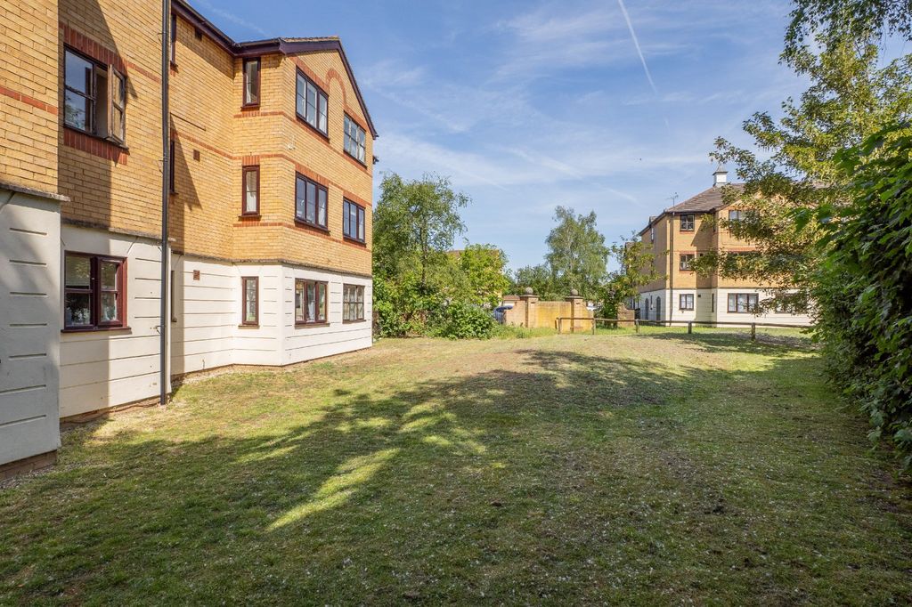 Property photo 1 of 15 Picture No. 05