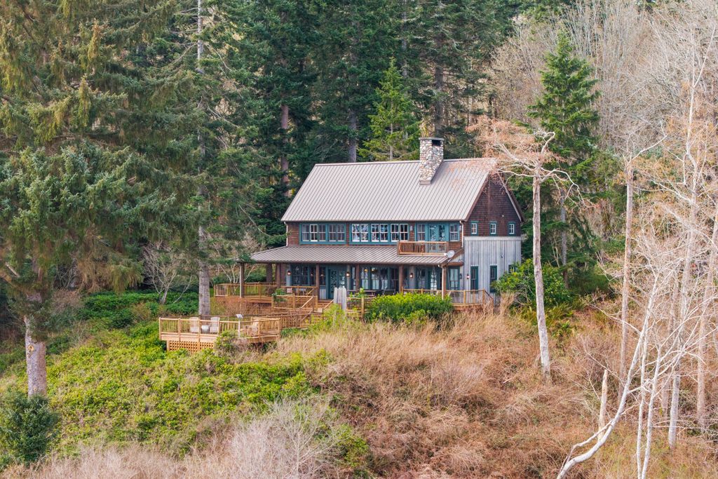 Property photo 1 of 81