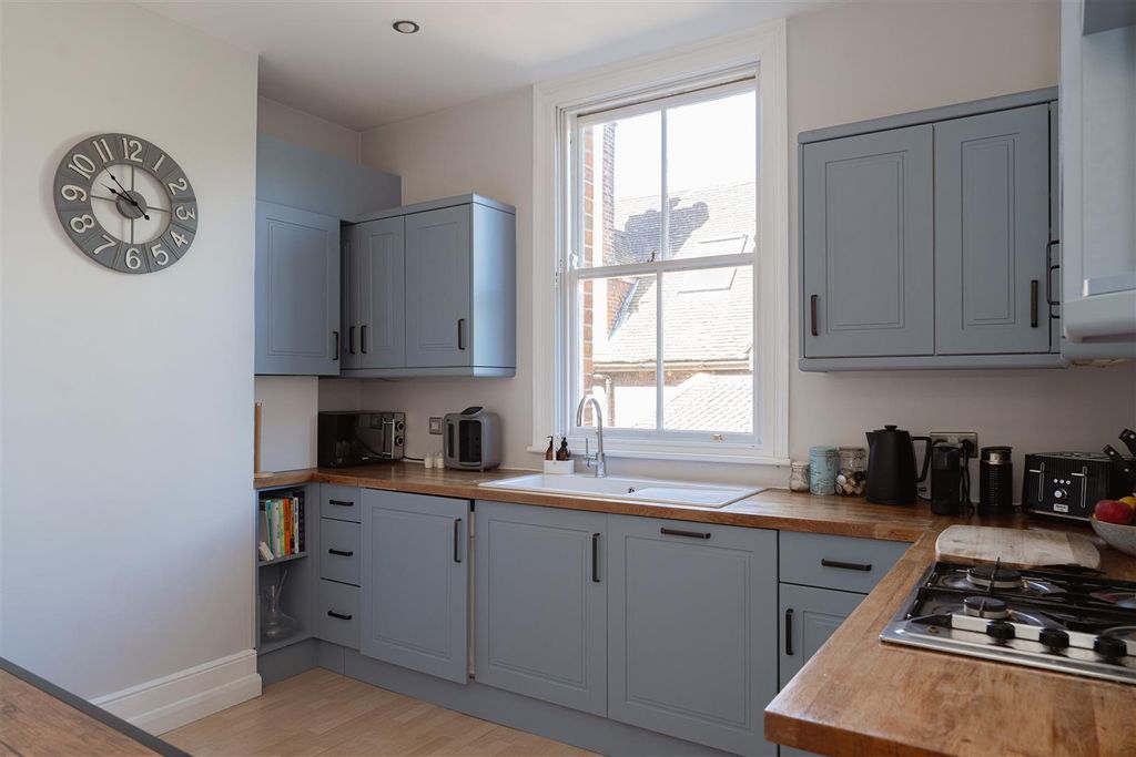 Property photo 2 of 14 3.Jpg
