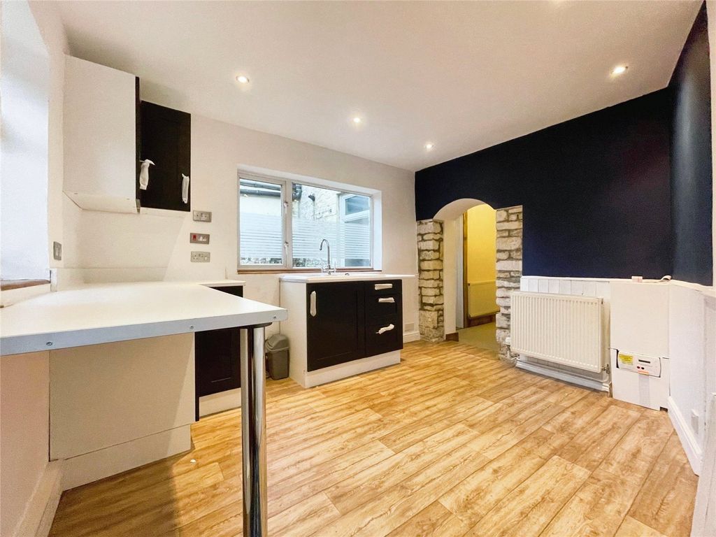Property photo 1 of 11 Picture No. 10