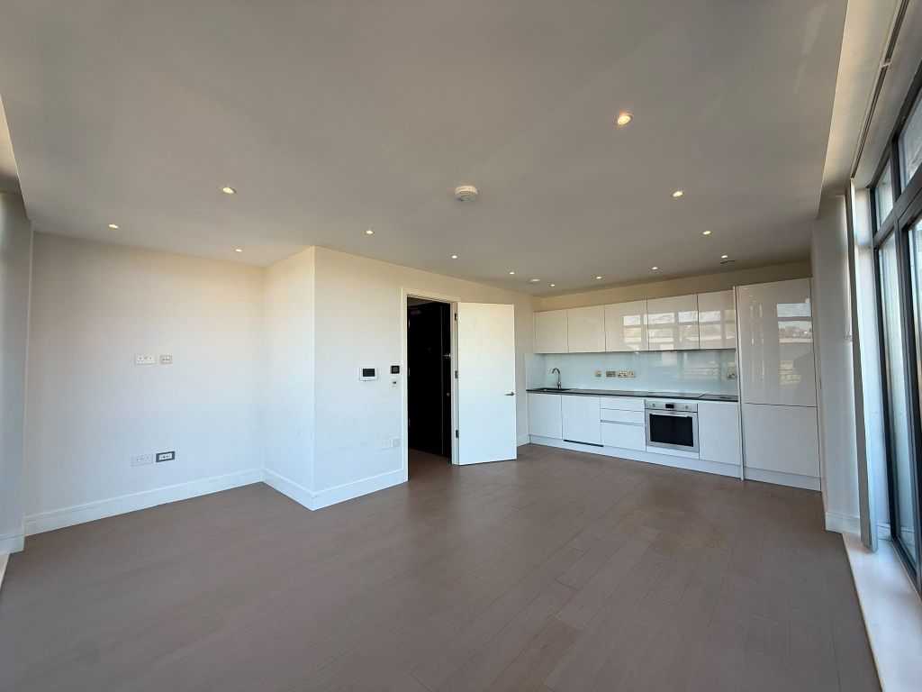 Property photo 3 of 8