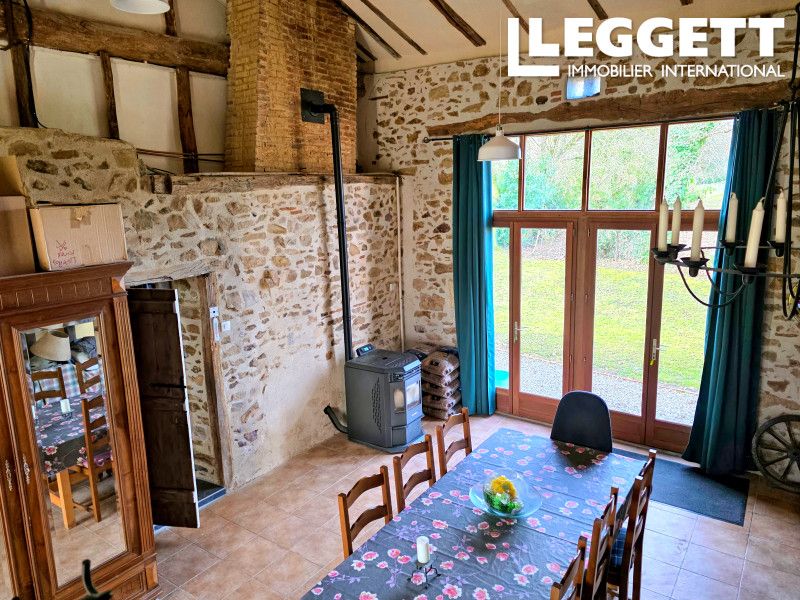 Property photo 2 of 10