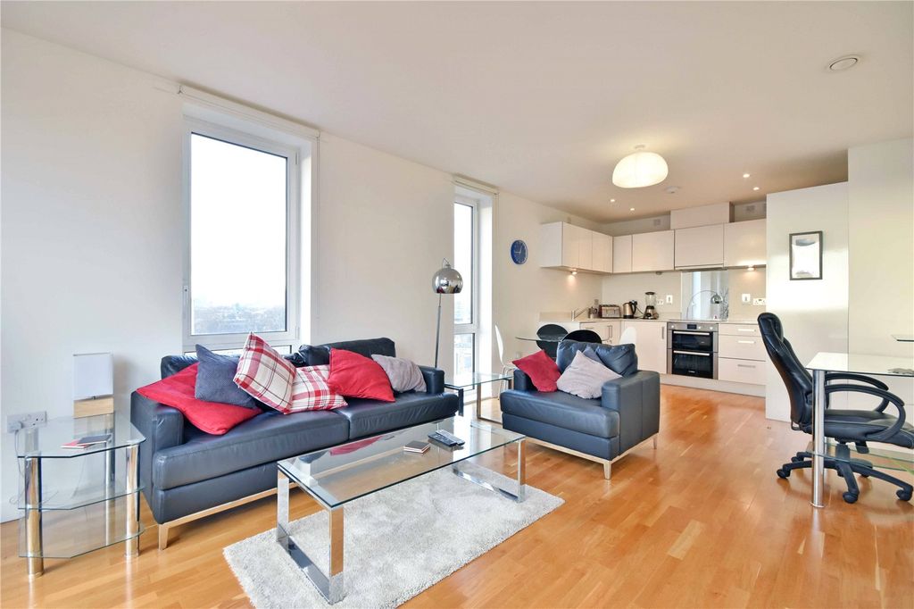 Property photo 2 of 14 Picture No. 16