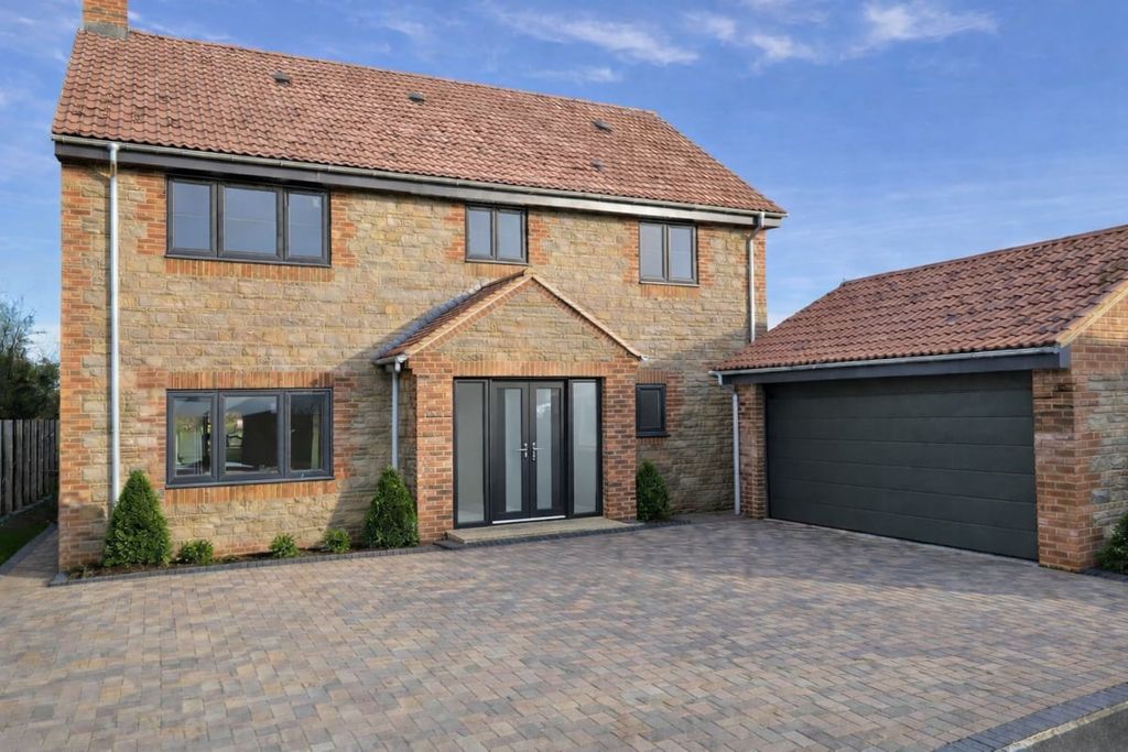 Property photo 1 of 6