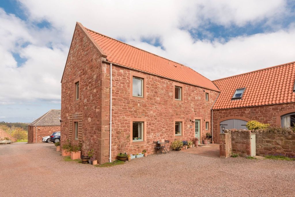 Property photo 1 of 19 Primary Property Image