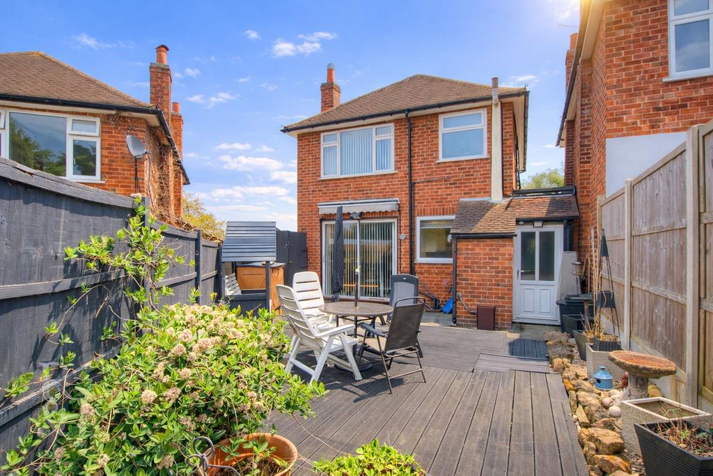 Property photo 2 of 18 3Ac57810-8d12-40Ac-9424-22A33A5d8c1A.Png