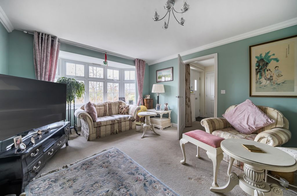 Property photo 2 of 24 1383461-7-6928815...