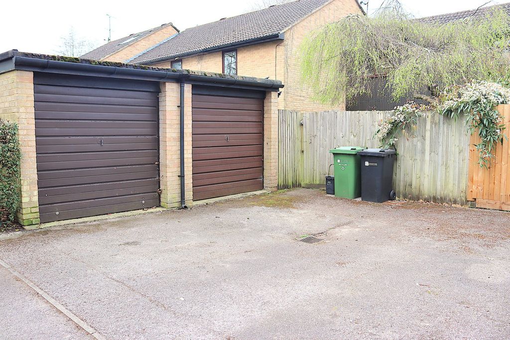 Property photo 3 of 12