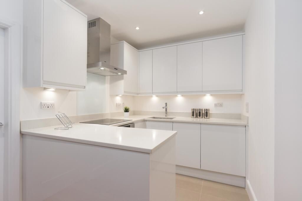 Property photo 3 of 8 Image