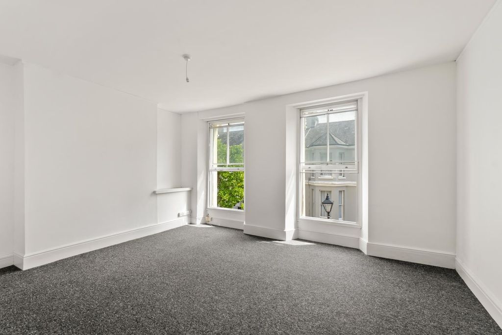 Property photo 2 of 9 Living Room