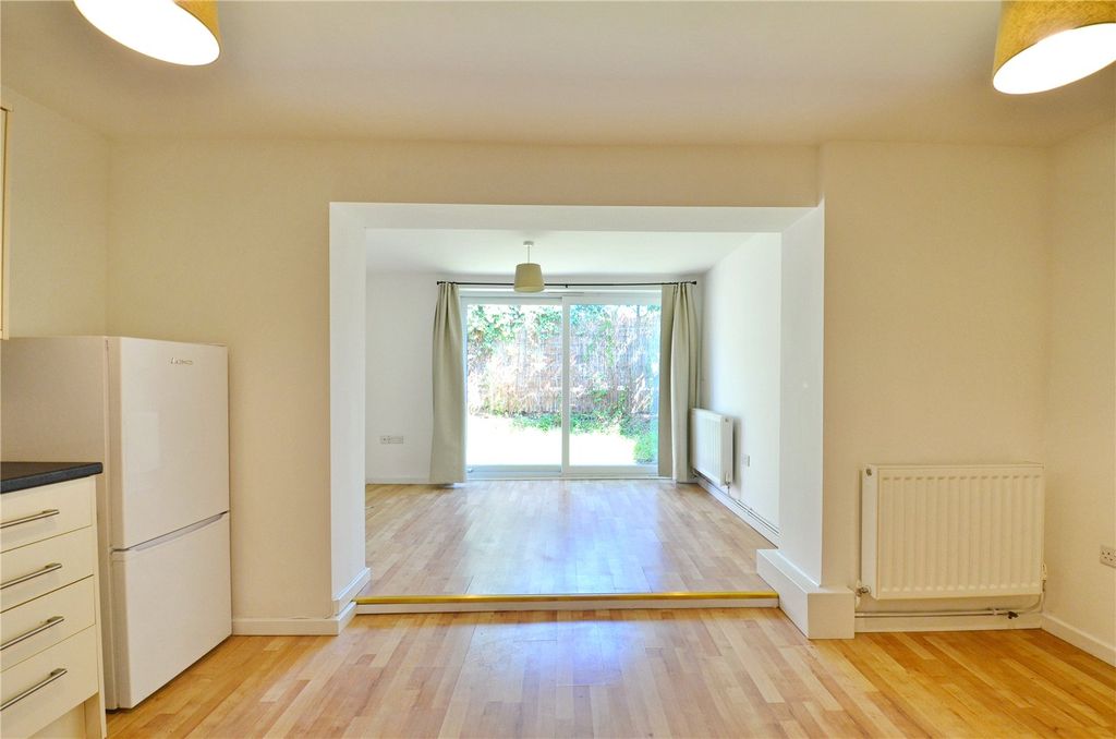 Property photo 3 of 9 Picture No. 01