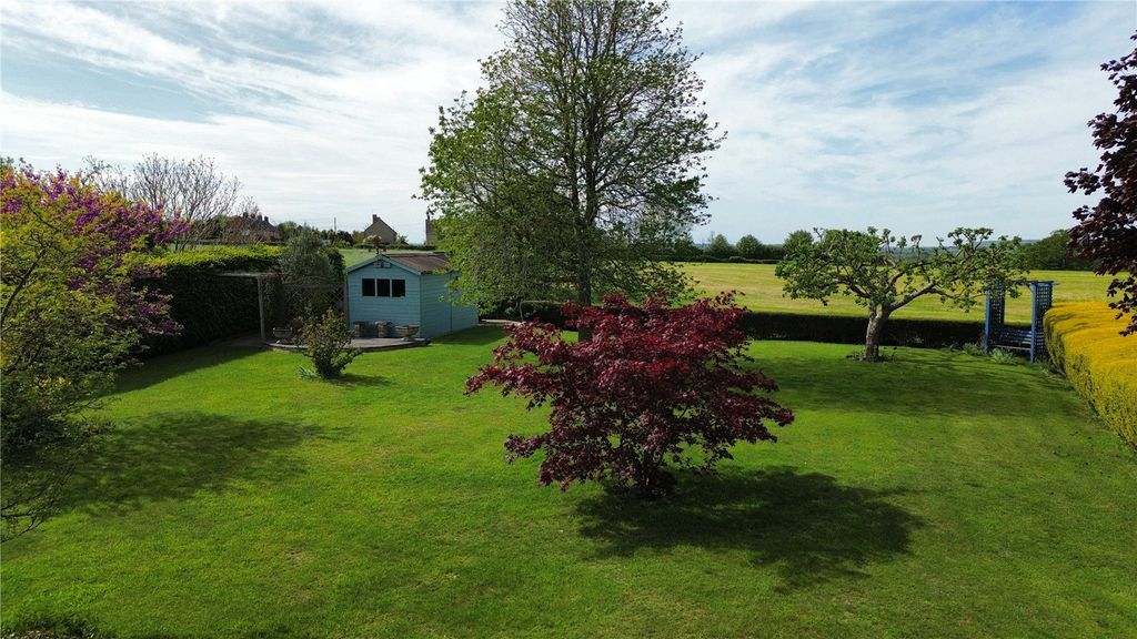 Property photo 3 of 28 Picture No. 72
