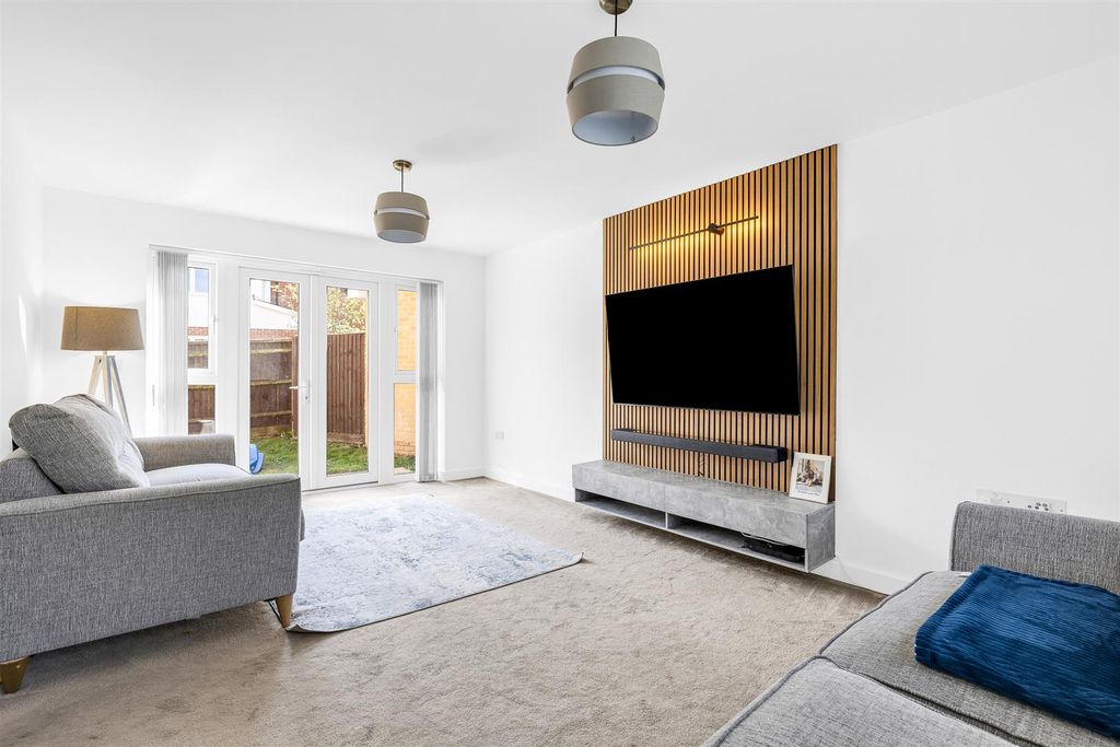 Property photo 2 of 19 Internal-13.Jpg