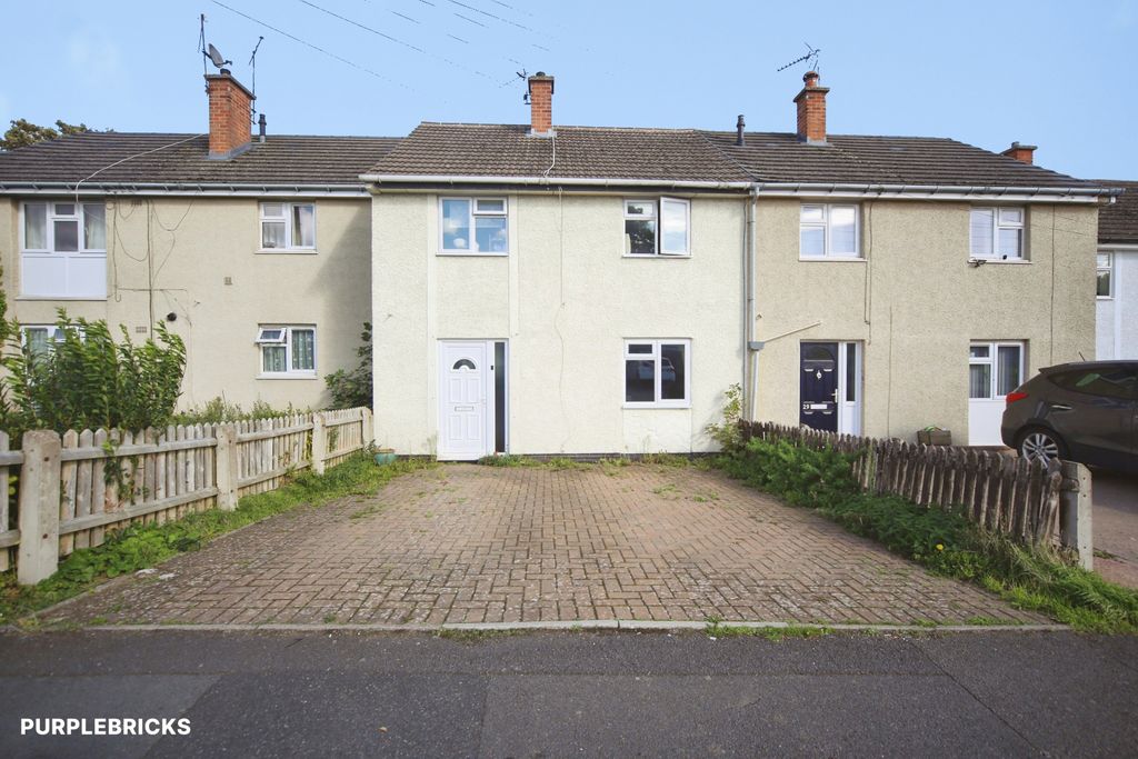 Property photo 3 of 33