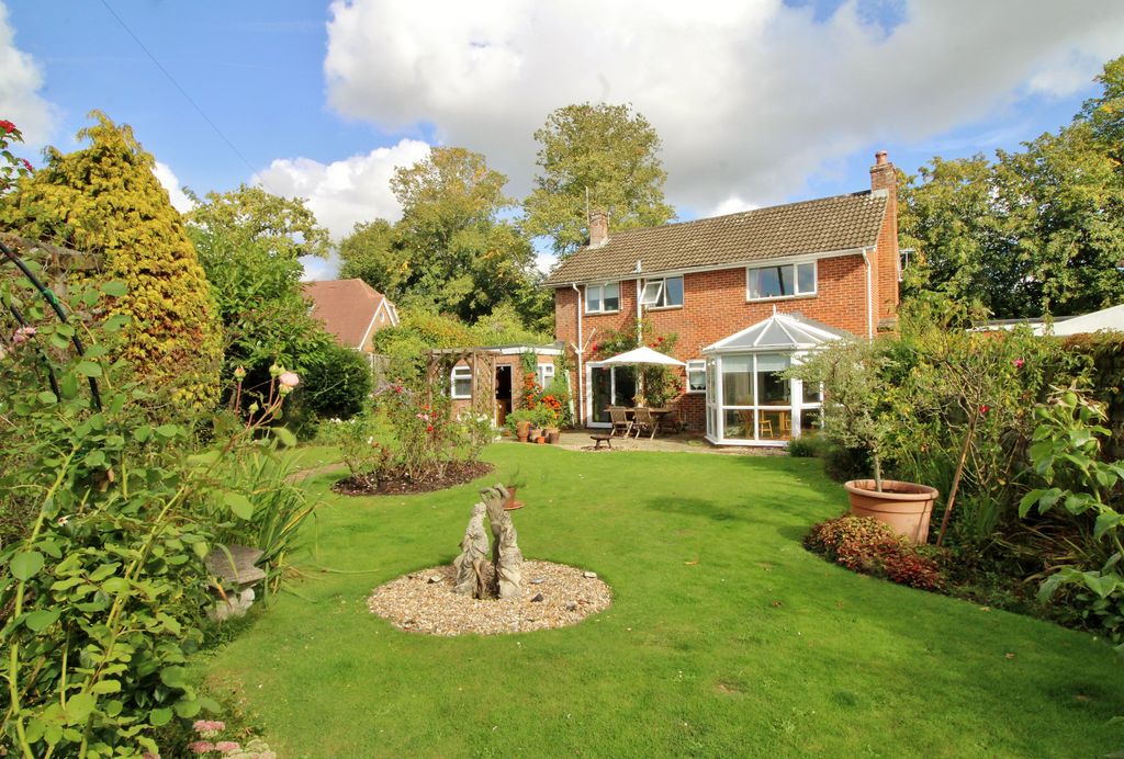 Property photo 3 of 36