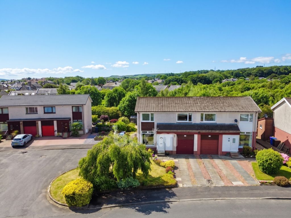 Property photo 1 of 24 Dipple Court, Kilbirnie Three Bedroom Semi Detache