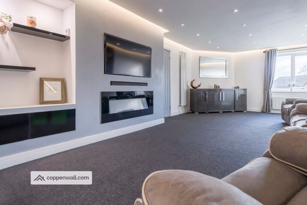 Property photo 2 of 42