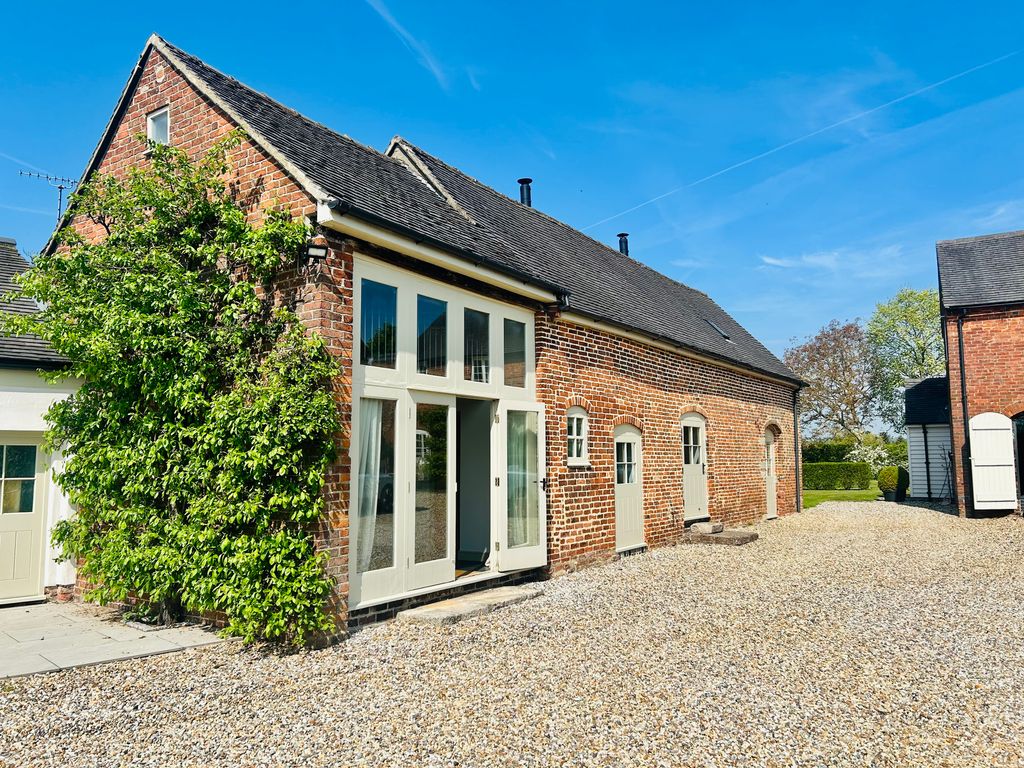 Property photo 1 of 13 Exterior