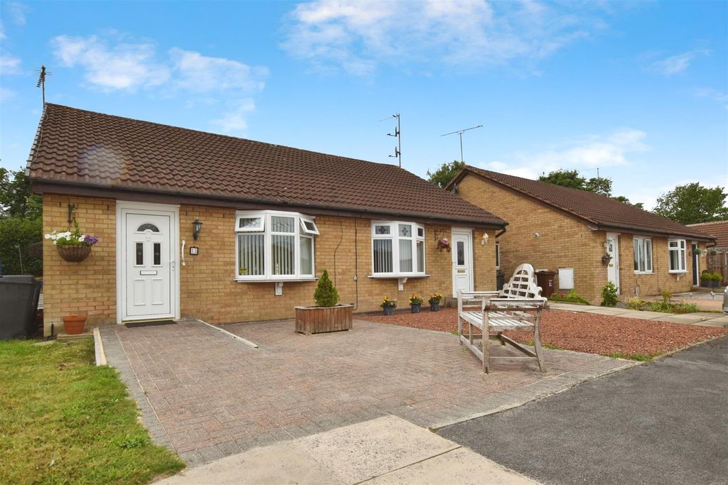 Property photo 1 of 15 6525E4A4-Front 20A.Jpg