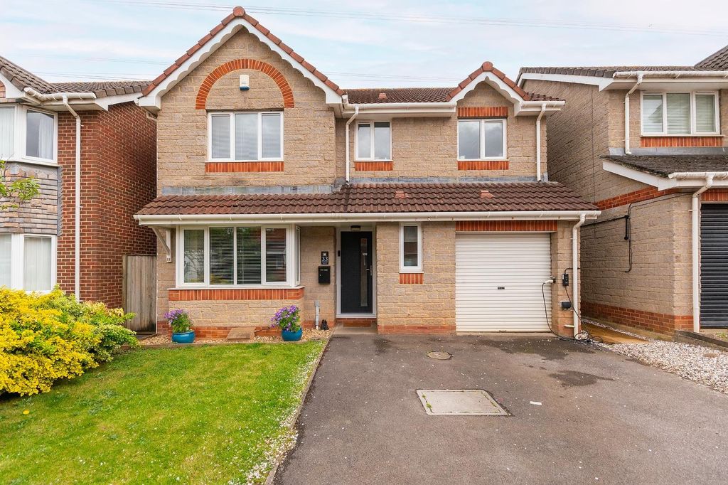 Property photo 2 of 32 3P3Meg - External A.Jpg