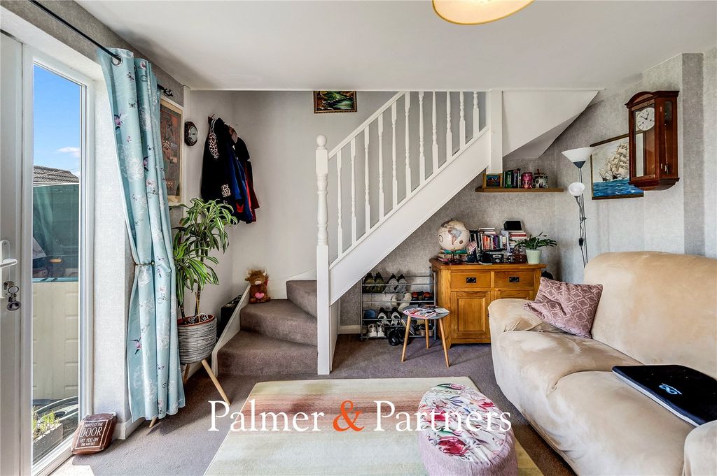 Property photo 2 of 16 Picture No. 02