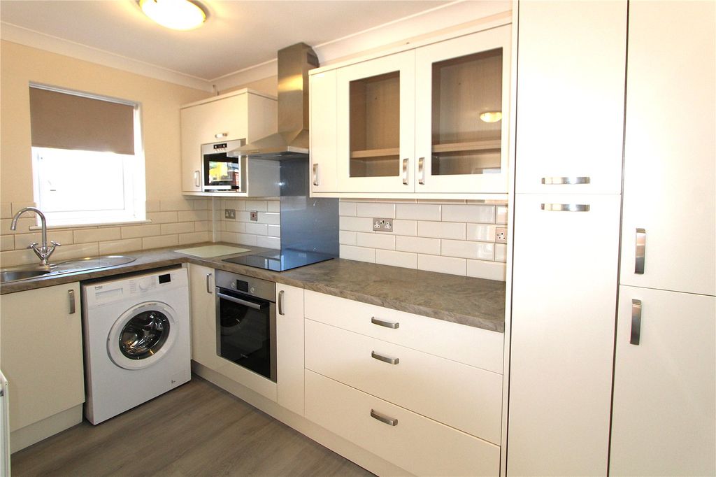 Property photo 3 of 9 Picture No. 13