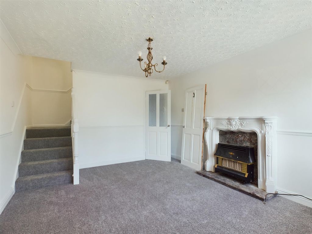 Property photo 3 of 10 Cam01931G0-Pr0236-Still004.Jpg