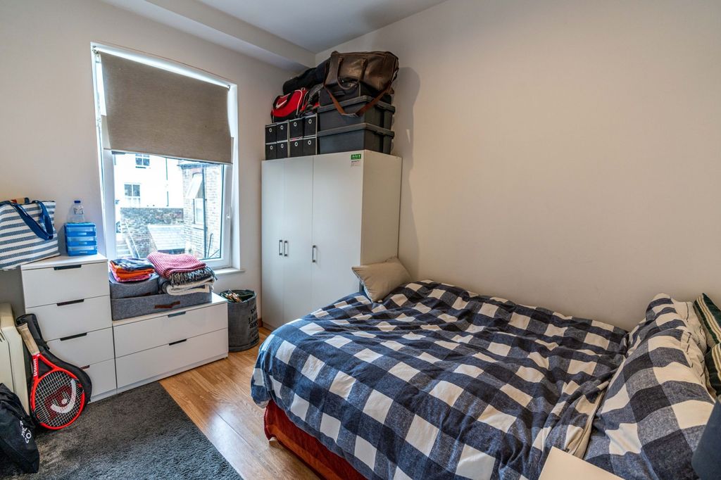 Property photo 3 of 4