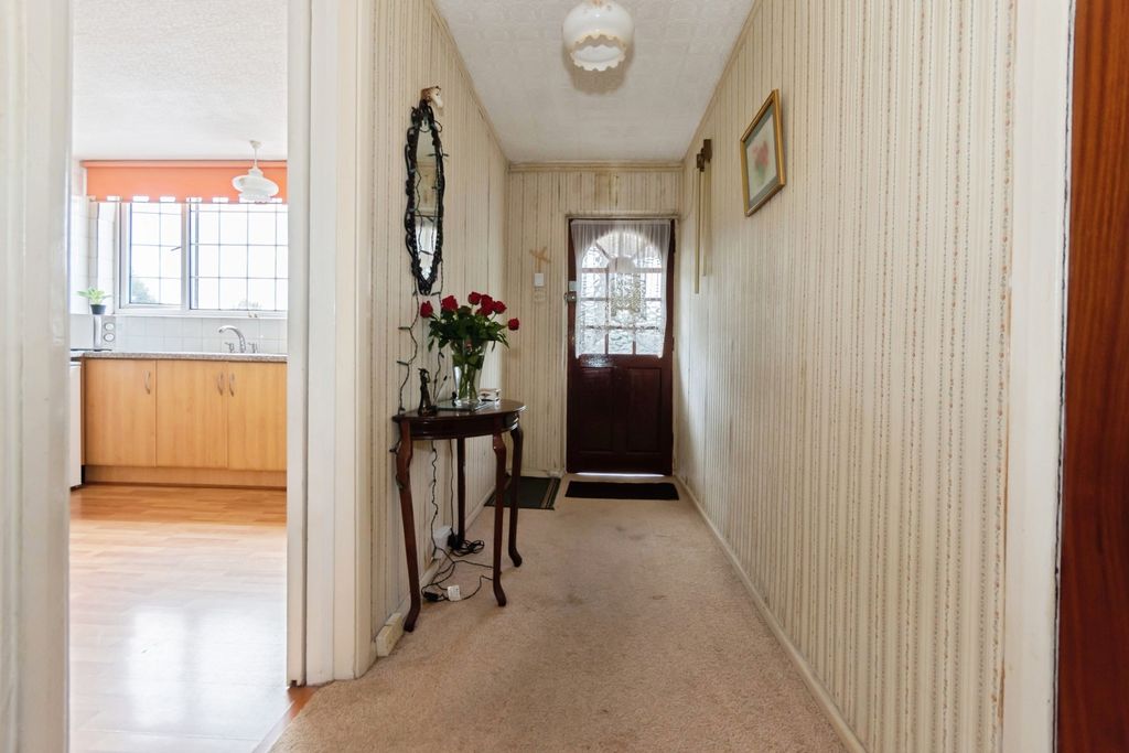 Property photo 2 of 19 Pbox-Img.Jpg
