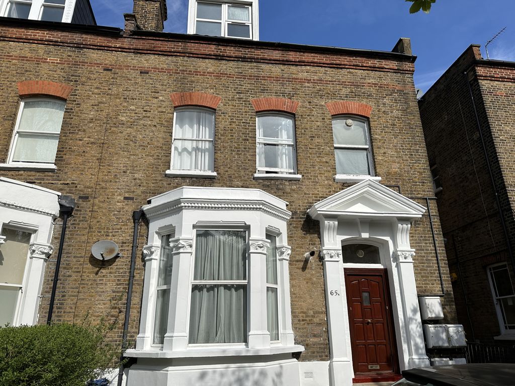 Property photo 1 of 3
