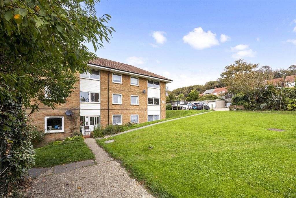 Property photo 1 of 19 Front