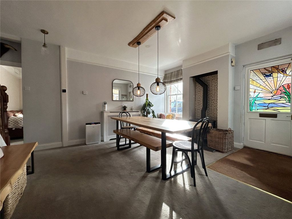 Property photo 2 of 15 Picture No. 02