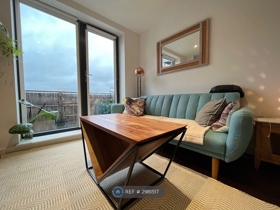 Property photo 1 of 15 Living Room