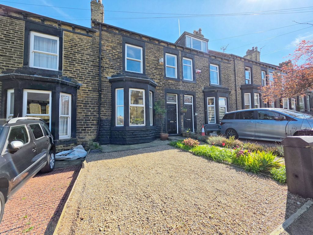 Property photo 1 of 27