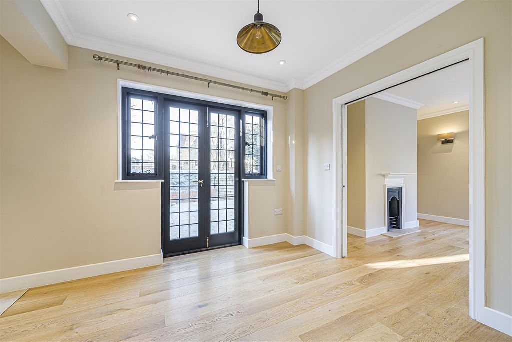 Property photo 3 of 9 943991 (3).Jpg