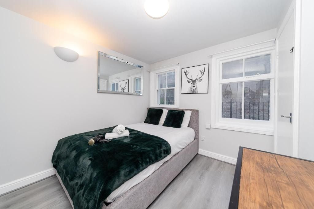 Property photo 1 of 4