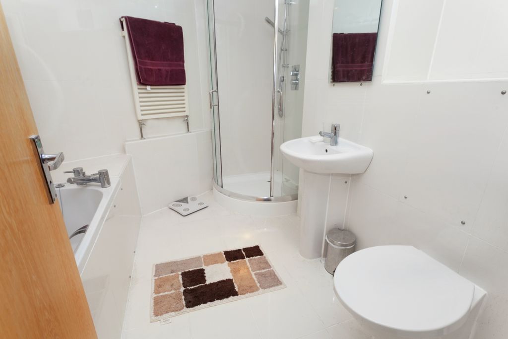 Property photo 2 of 3 Bathroom__1_