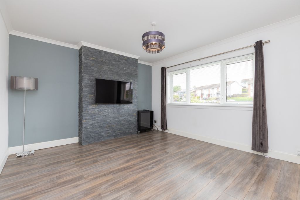 Property photo 2 of 28 61 Huntly Terrace Pa26Tz-1