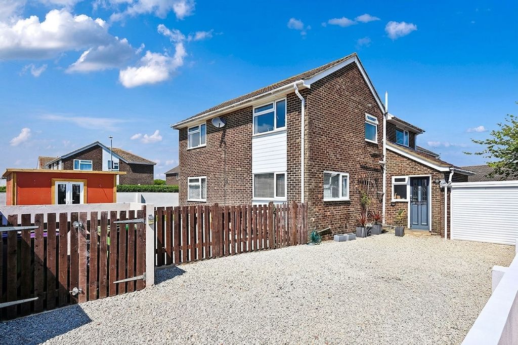 Property photo 1 of 30