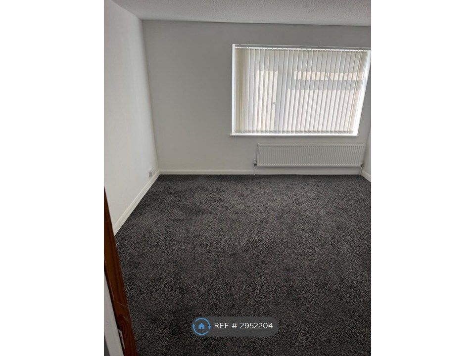 Property photo 3 of 3