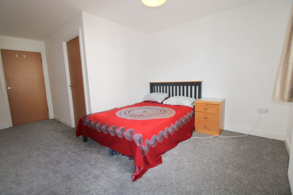 Property photo 3 of 7 Img_1658