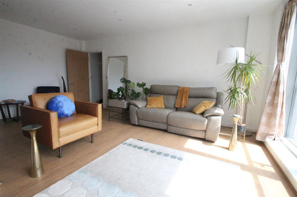 Property photo 3 of 9 Img_0526.Jpg