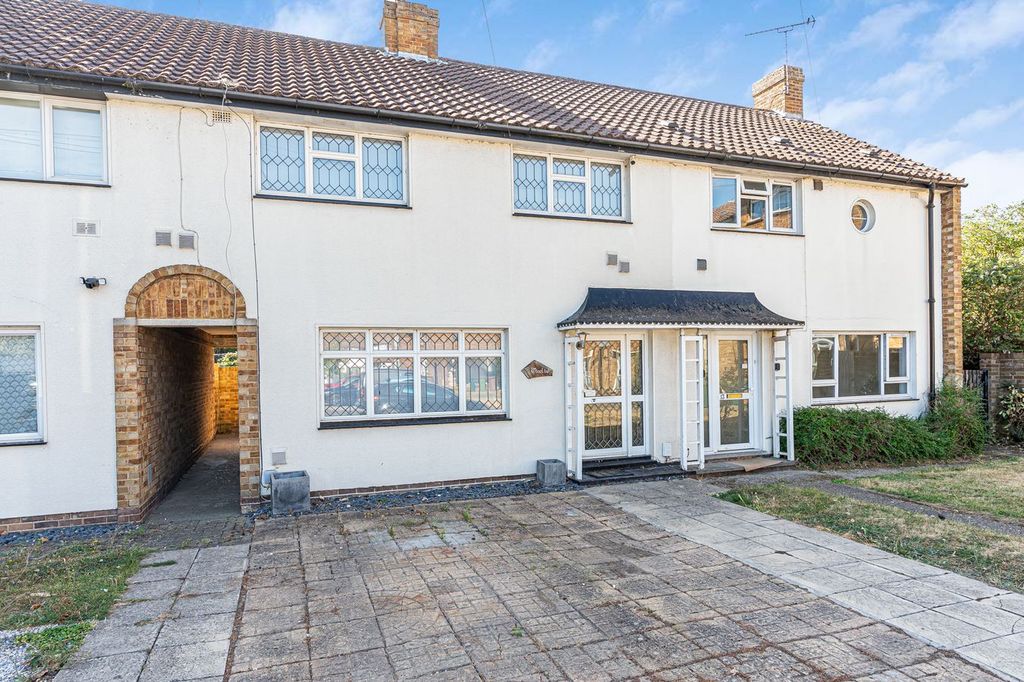 Property photo 1 of 11