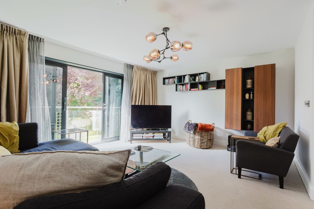 Additional image 10 of 4 bed town house to rentFrome Road, Bradford-On-Avon BA15