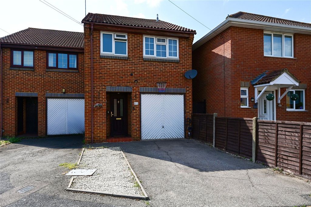 Property photo 1 of 14 Picture No. 13