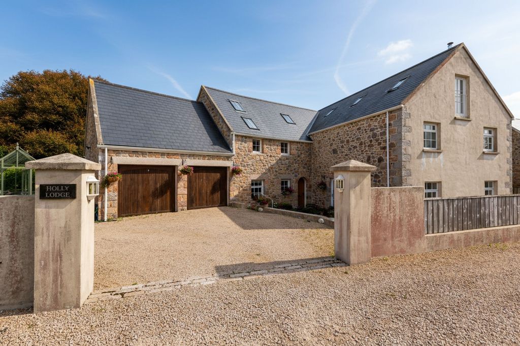 Property photo 1 of 42