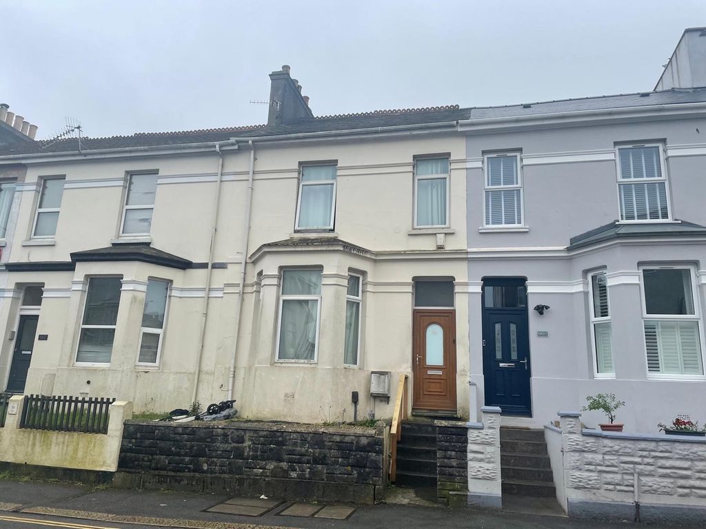 Property photo 1 of 4 Front Exterior