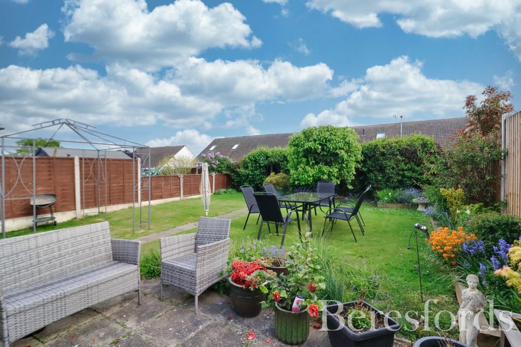 Property photo 2 of 11 Picture No. 23
