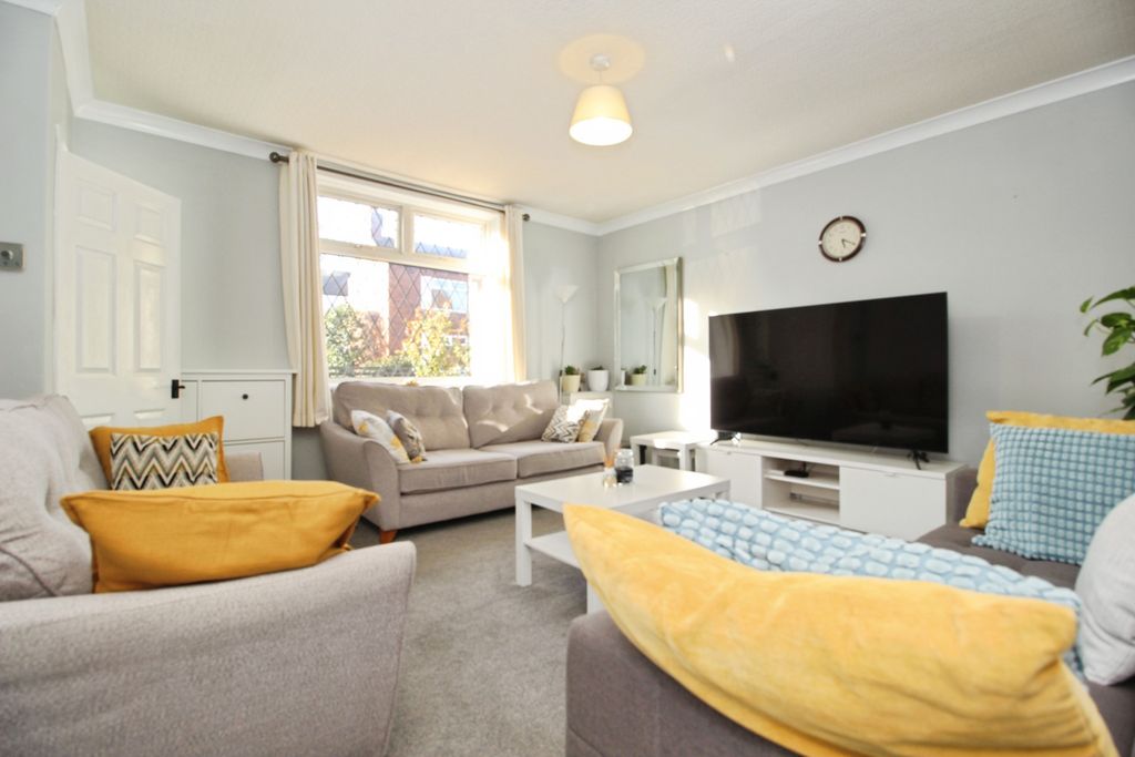Property photo 3 of 18
